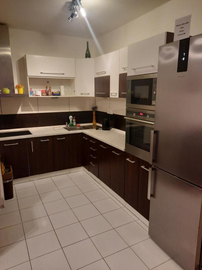 Apartman Zuzu Trenčín Zewnętrze zdjęcie